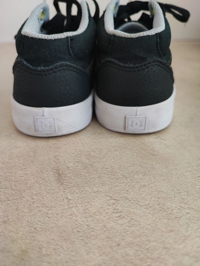 Sneakers DC shoes pointure 30 comme neuves - photo numéro 8