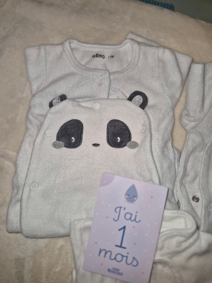 Pyjama 1 mois - photo numéro 3