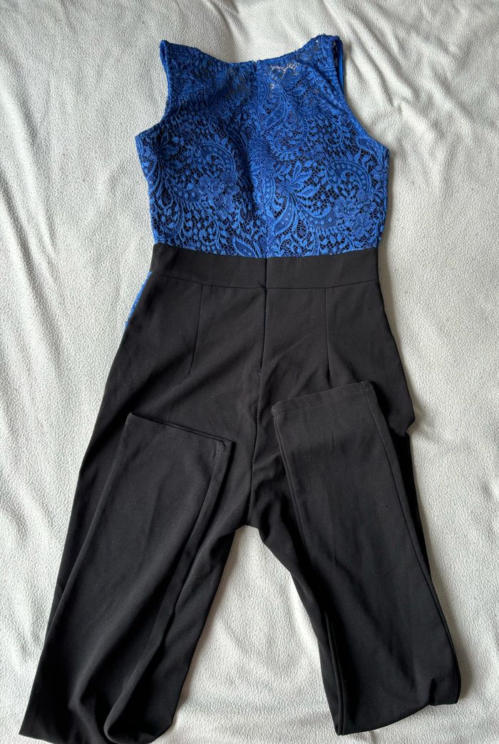 Combinaison chic noir et bleu avec dentelle - photo numéro 3