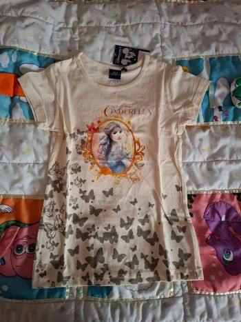 T shirt disneyland paris Cendrillon neuf