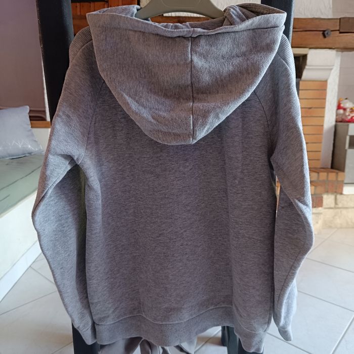 Pull ou sweat à a capuche Gémo taille 10 ans - photo numéro 5