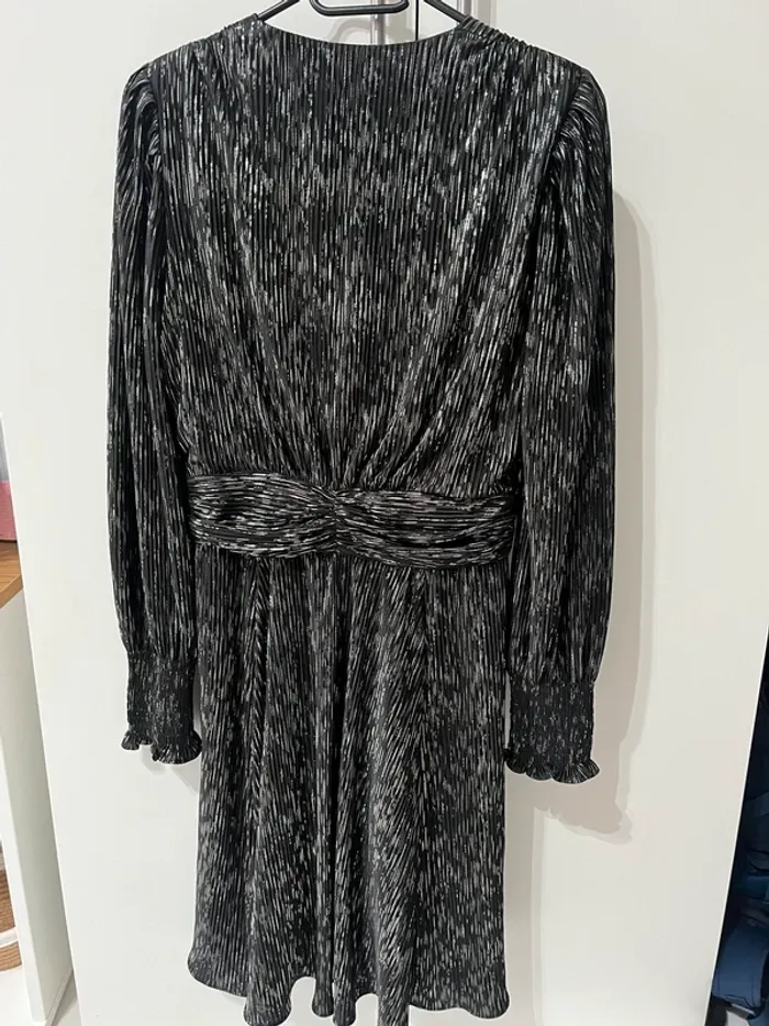 Robe de soirée Suncoo neuve - photo numéro 3