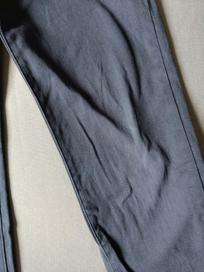Pantalon bleu marine 🎮 Taille 9 ans - photo numéro 4