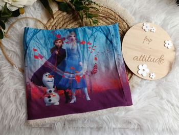 Cache col reine des neige fille