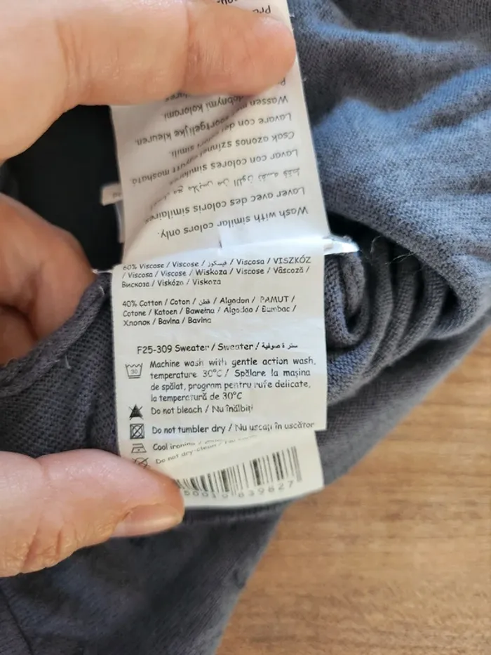 Haut tee-shirt blouse pull fin manches longues taille 38 Camaïeu bleu en très bon état - photo numéro 4