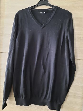 Pull fin en coton col V taille 2XL