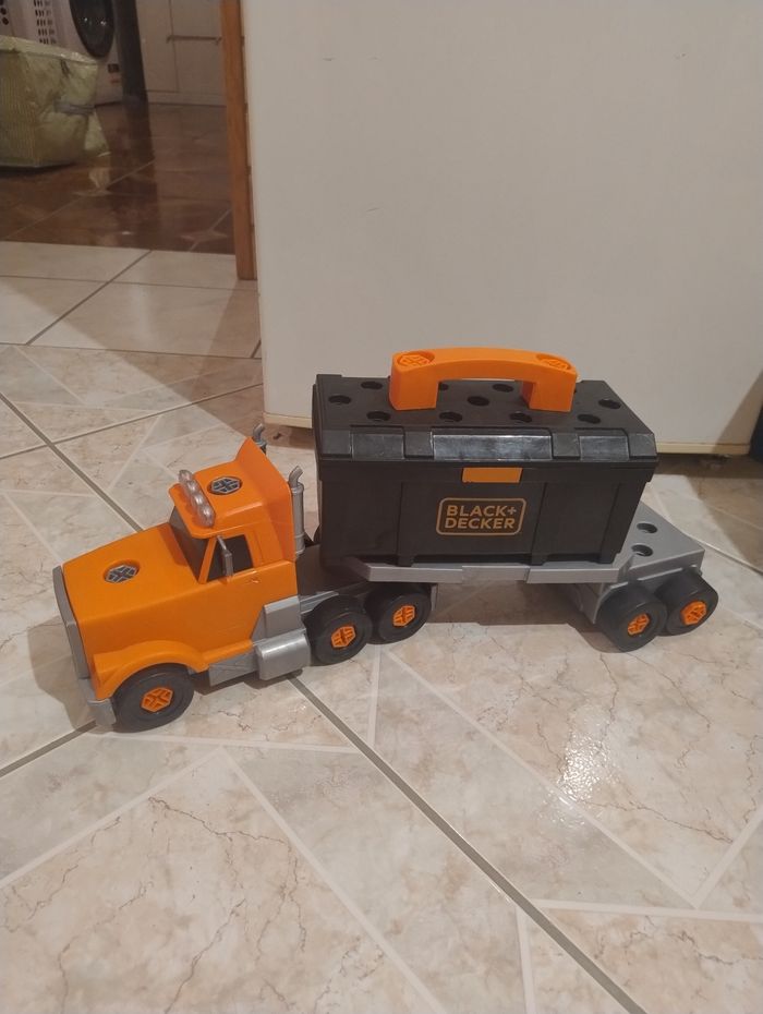 Outils et son camion