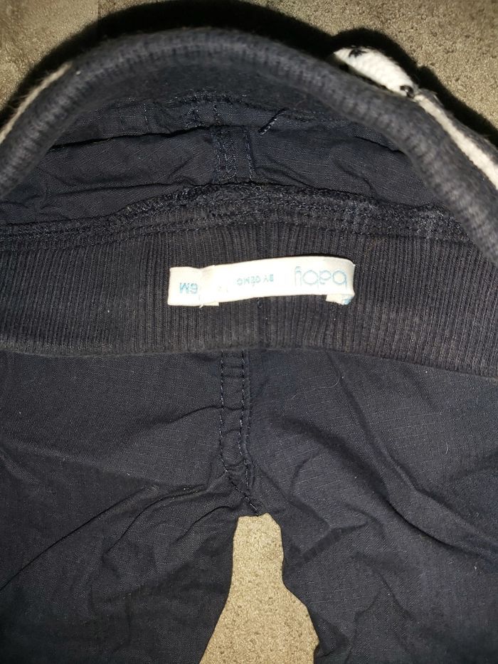Pantalons x2, 6 mois garçon comme neufs - photo numéro 3