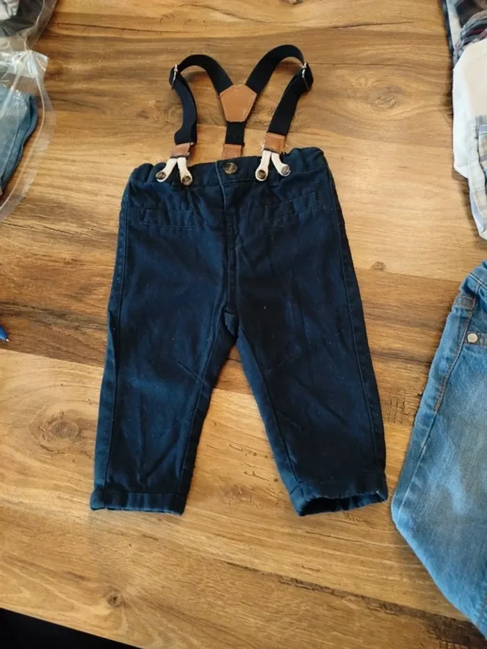 6 mois chemises+ pantalons - photo numéro 2