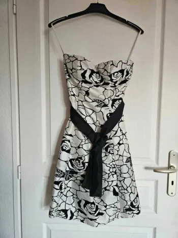 🖤🤍Robe bustier noir blanc 36 jupon tulle soirée cocktail fleur 🖤🤍