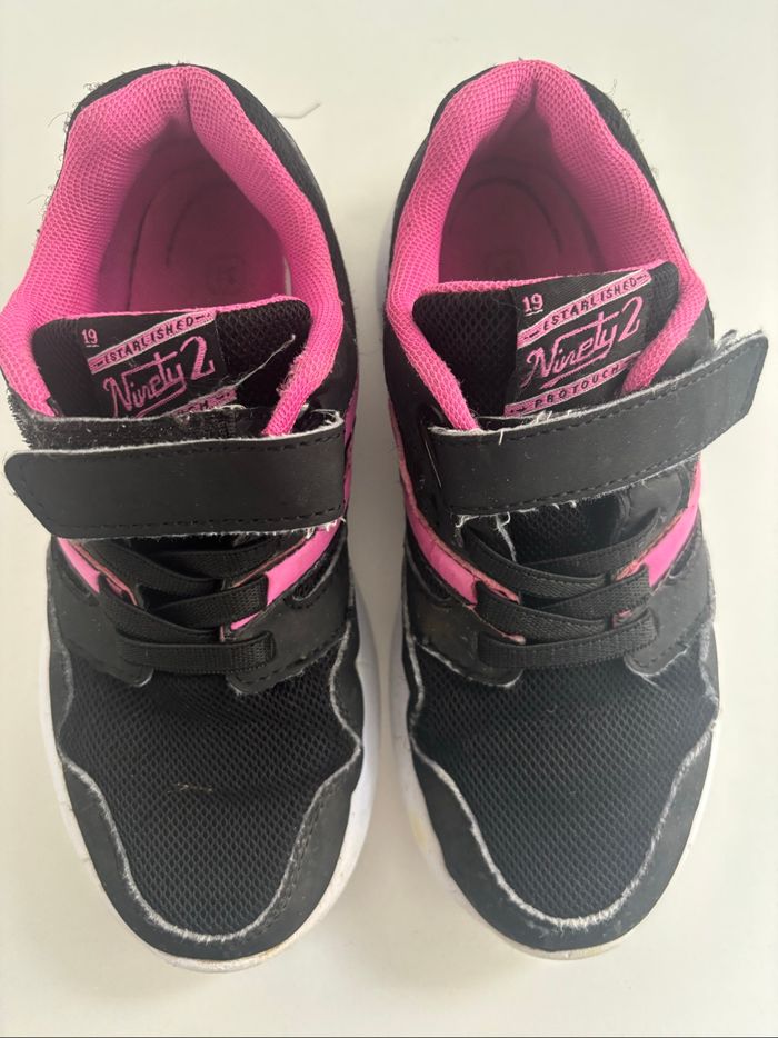 Basket à scratch sport noir et rose T31 - photo numéro 5