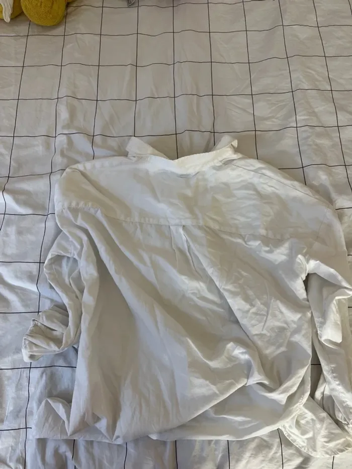 Longue chemise blanche - photo numéro 4