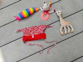 Bonnet uv bébé rouge