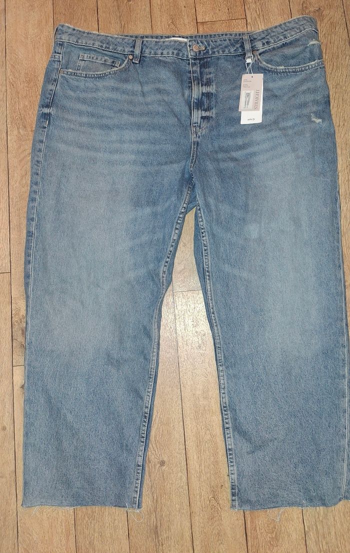 Jean neuf étiquette Mango taille 52/54