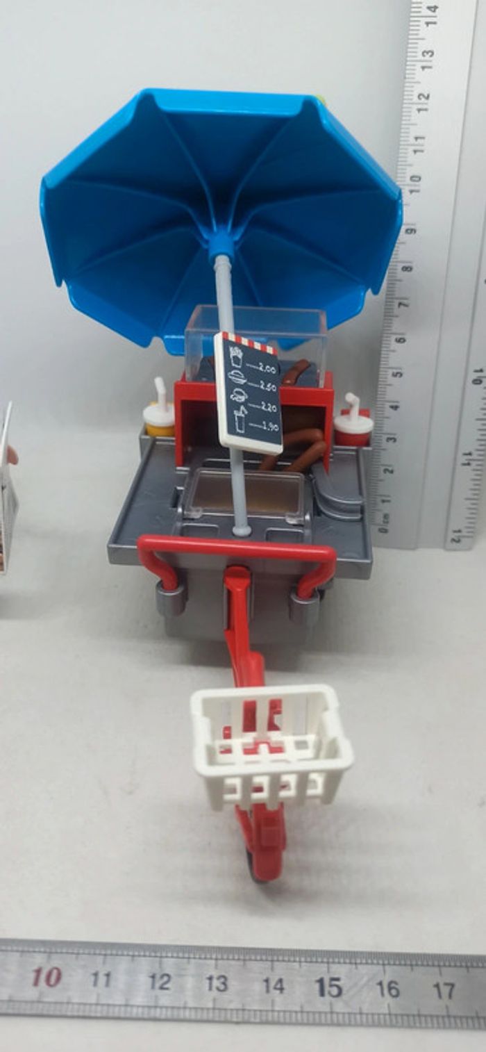 Vendeur de hot-dog avec journal ghostbuster playmobil - photo numéro 2