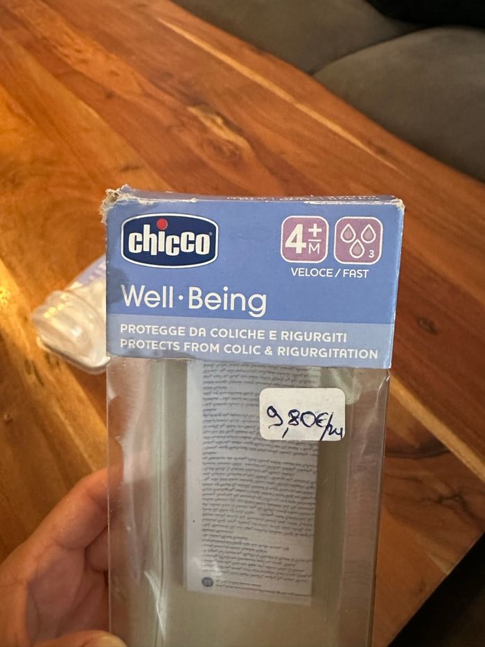 Biberon CHICCO neuf + 2 tétines compatible - photo numéro 4
