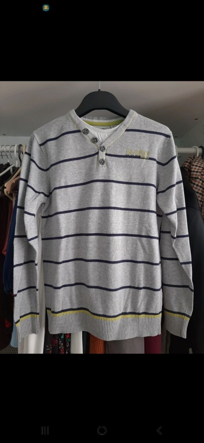 Pull fin ligné gris