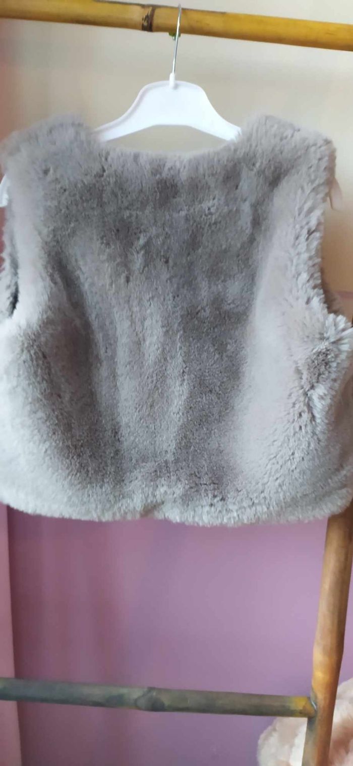 Gilet sans manche fourrure - photo numéro 3