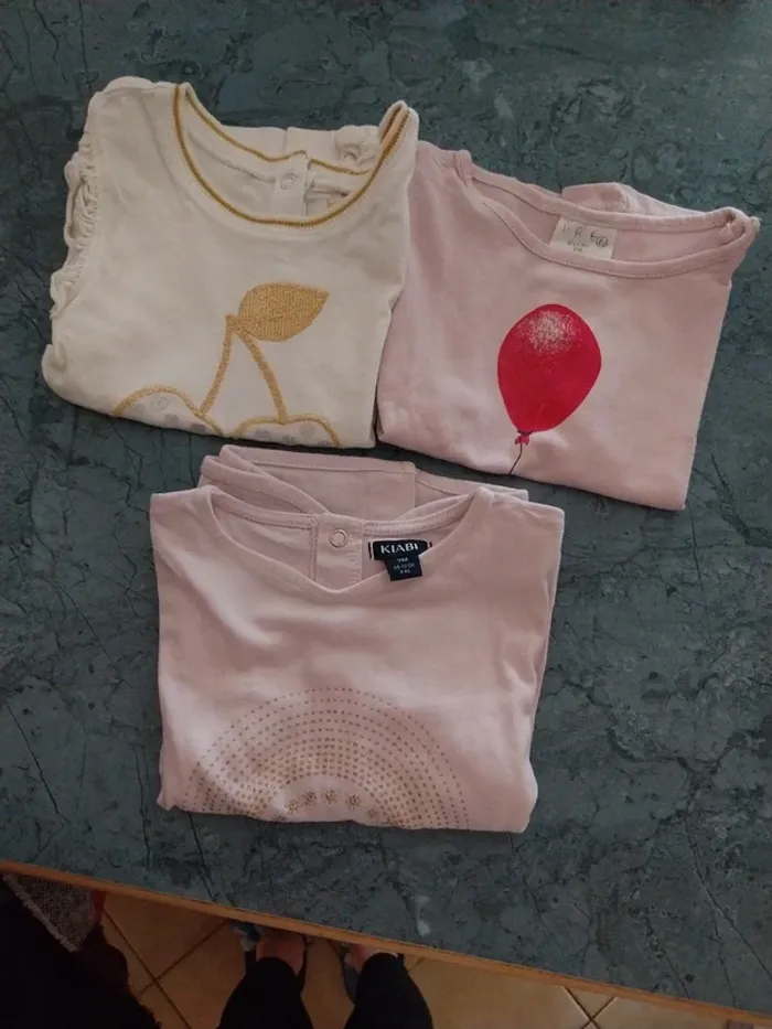 T-shirt manche courte T.9 mois