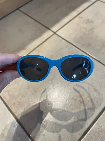 Lunettes de soleil enfant