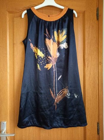 Robe d'été sans manche Taille 36 noir et orange