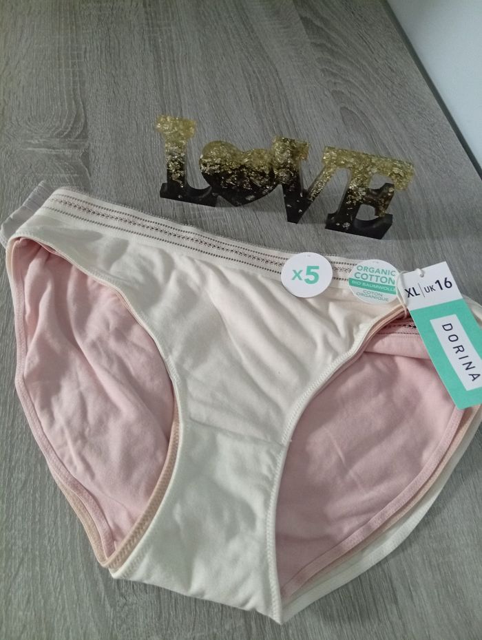 Joli lot de 5 culottes coton organic