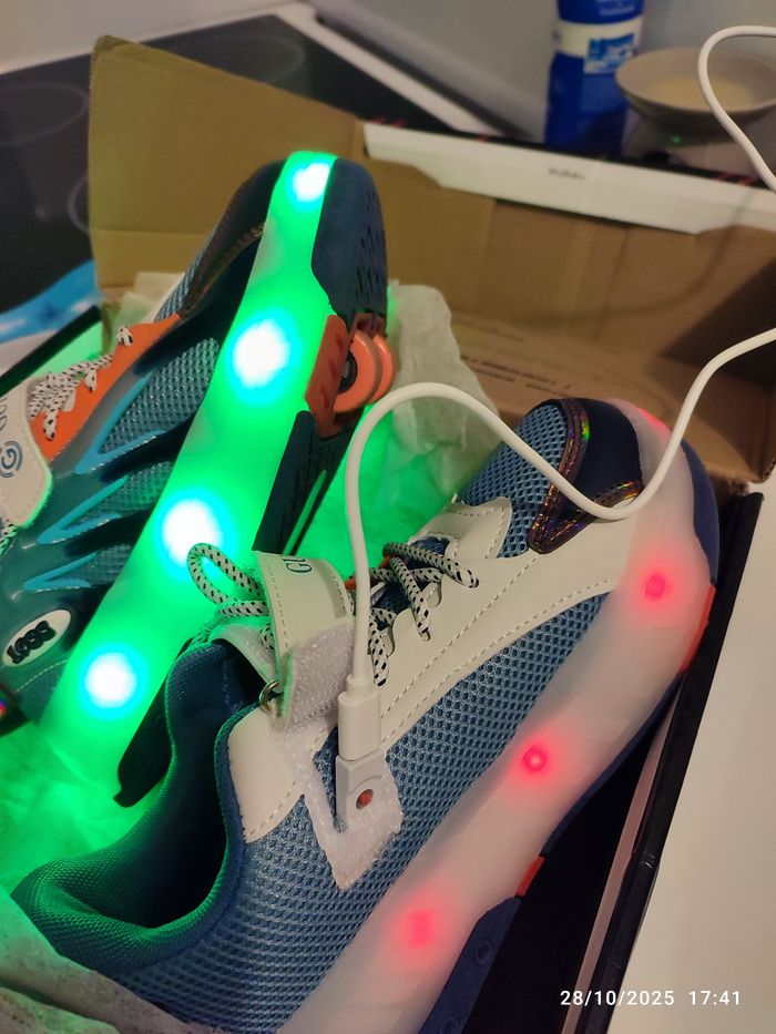 Baskets rollers lumineuses - photo numéro 7