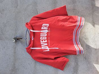 Sweat à capuche manches 3/4