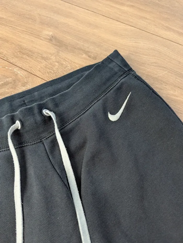 Jogging Nike XS - photo numéro 2
