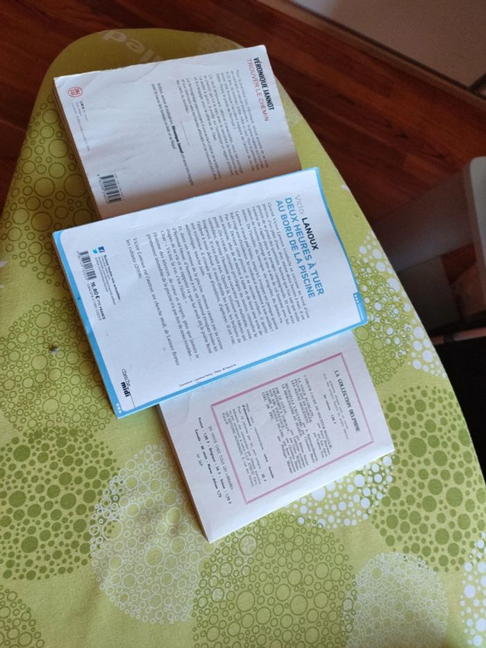 Lots de livres - photo numéro 2