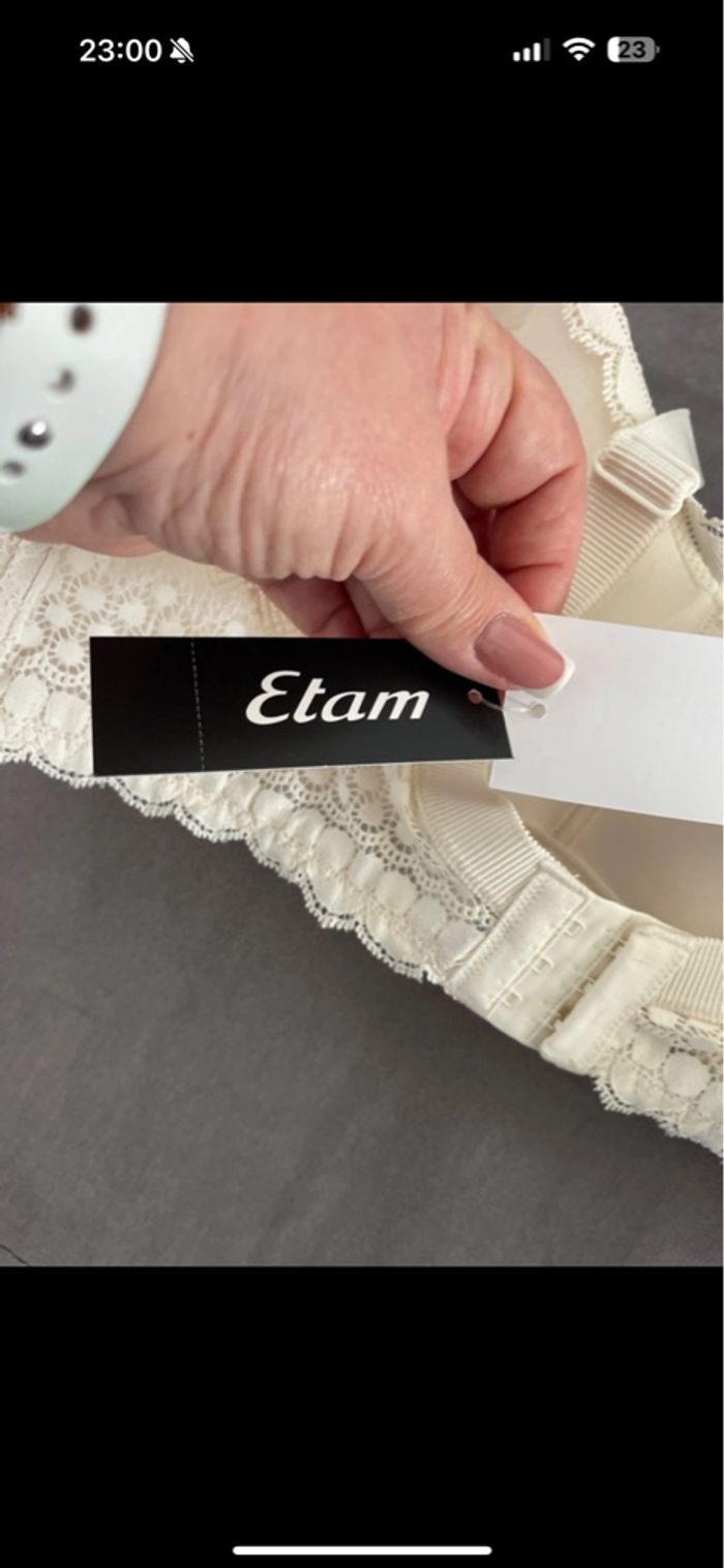 Soutien gorge - photo numéro 5