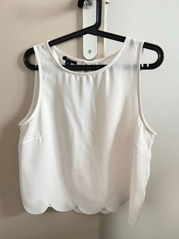 Top court blanc taille 42 Kiabi