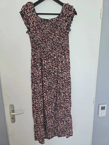 Robe longue rose fleurie