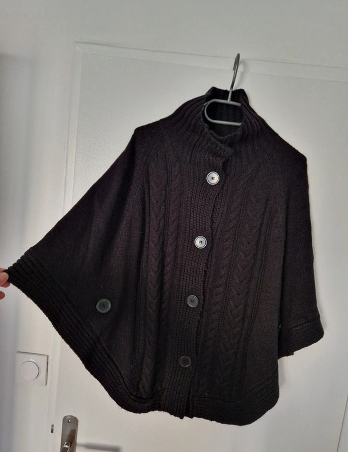 Poncho noir femme - photo numéro 3