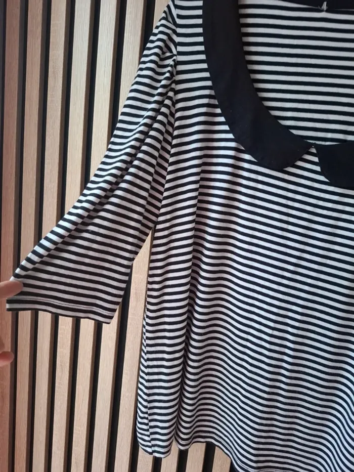 Blouse manches 3/4 marinière rayée noire et blanche T 46/48 - photo numéro 4