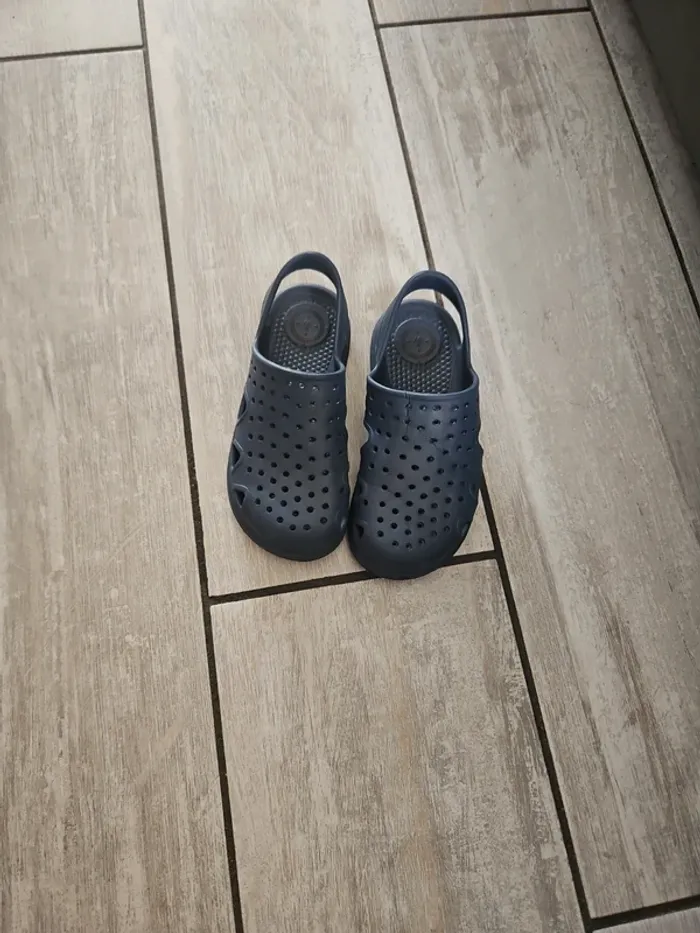 Sabot d'eau "crocs"