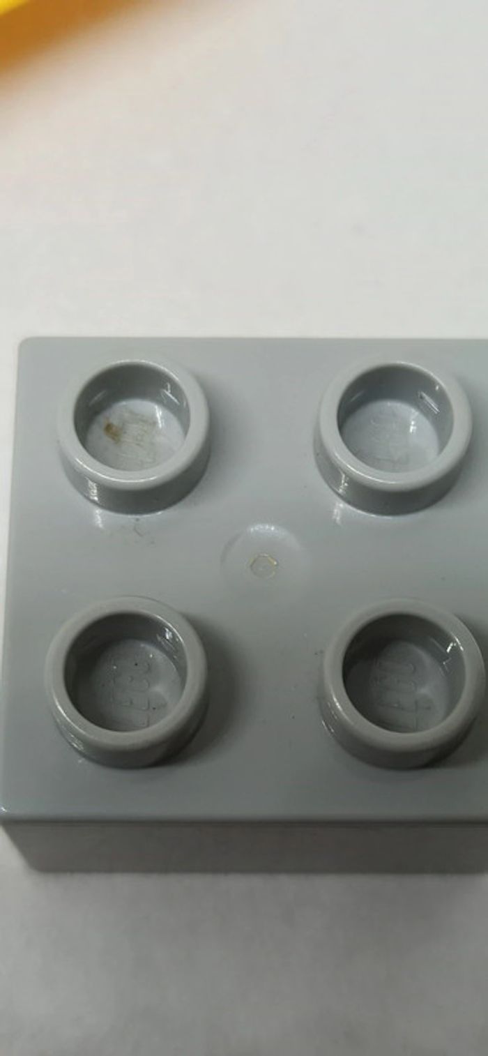 Véhicule pelleteuse avec plot lego duplo - photo numéro 6