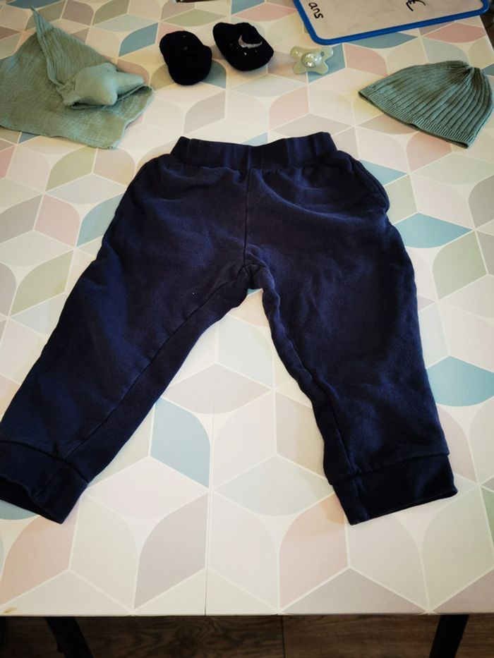D1466 - jogging garçon 3 ans