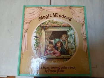 Livre Vintage Magic Windows - An Antique Revolving Picture Book de Ernest Nister