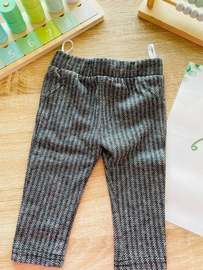 Pantalon 6 mois - photo numéro 2