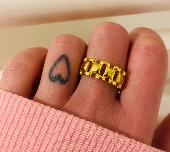 Bague fine ajustable doré maillons carré acier inoxydable