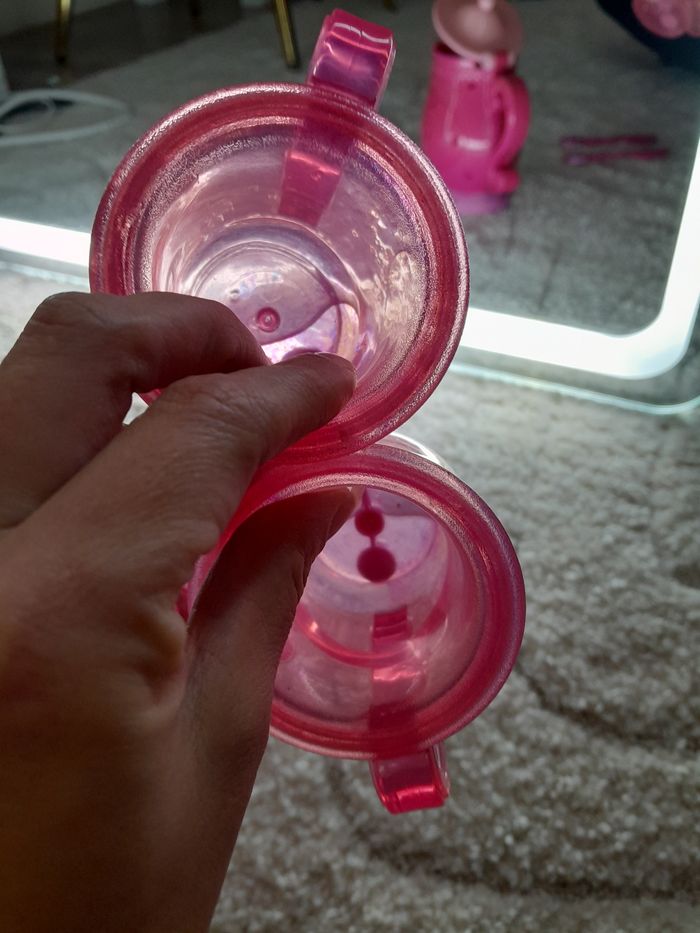 Dînette 🎶  quand  on ouvre le couvercle+ effet son du thé qui coule) + tasse eau et paillettes - photo numéro 3