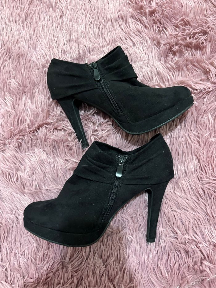 Chaussures à talons - photo numéro 2