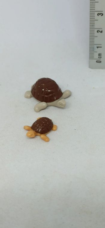 Tortue marron avec bébé playmobil