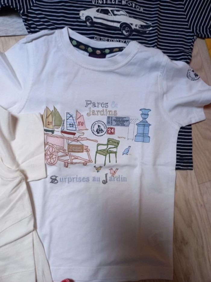 Lot de vêtements en 5 ans - photo numéro 7