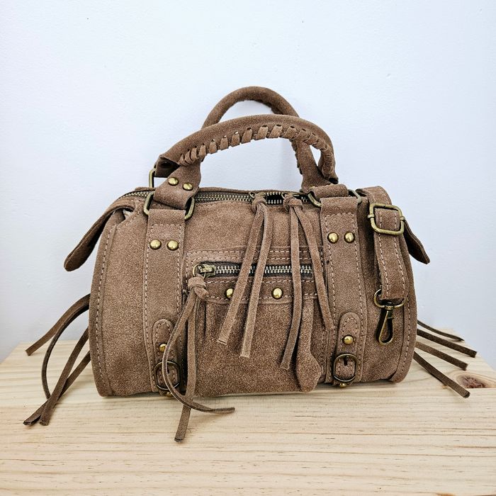 🇮🇹Sac a main 100% Cuir  Daim Tope verapelle🇮🇹 The genuine leather neuf avec Bandoulière