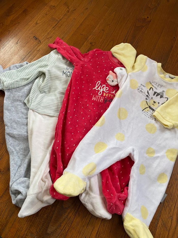 Lot de 4 pyjamas 3 mois