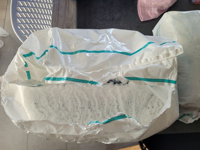 Couches pampers pants taille 6   139 couches - photo numéro 3