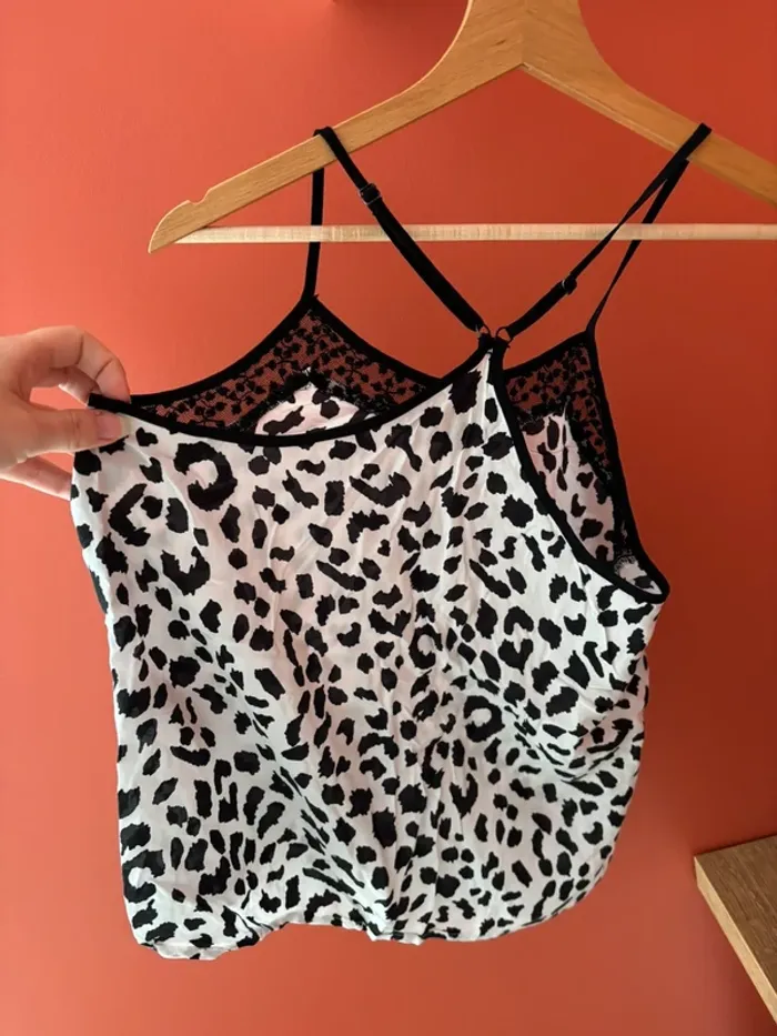 Top à motifs léopards noir et blanc Only Taille XS - photo numéro 3