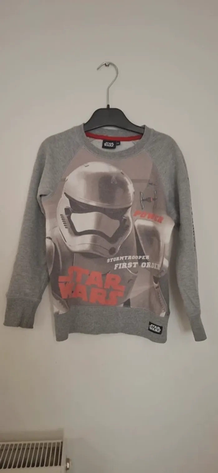 Sweat Star Wars - Stormtrooper First Order (Taille 8 ans)